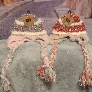 Chic Winter Earflap Hat - Gray and Red